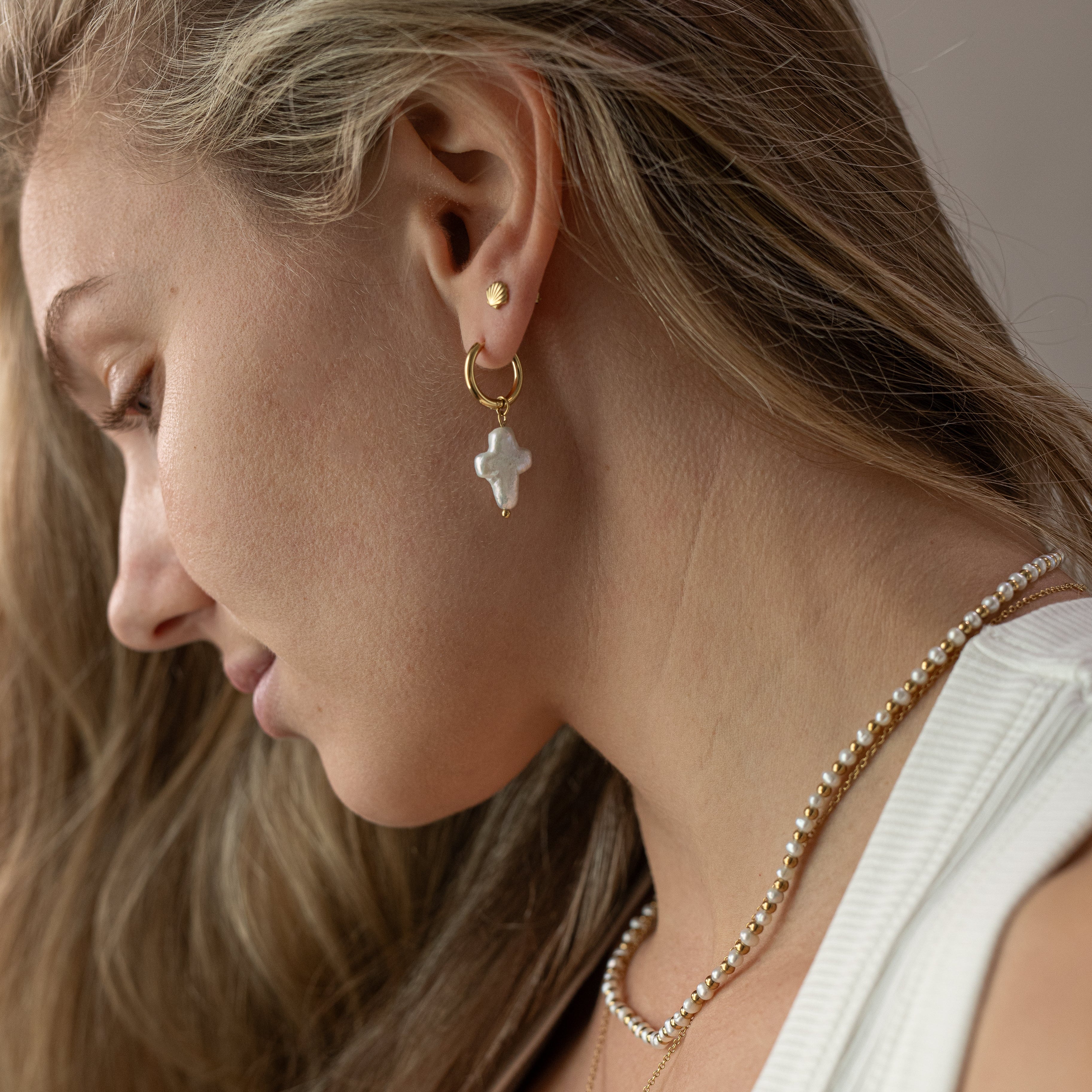 Pearl Cross Earrings – Poppy Pearl